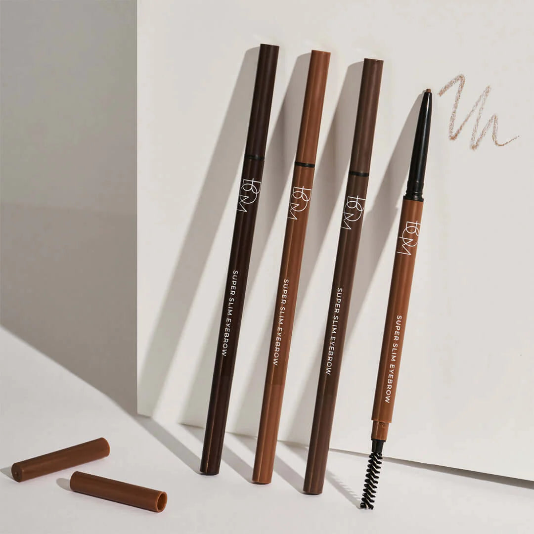 BOM Super Slim Eyebrow Pencil vandeniui atsparus antakių pieštukas