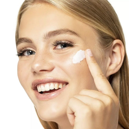 ORGLAMIC™ Pink Cactus mini veido kremas (15ml) su mini kosmetine – prabangus kaktusų ekstraktų ir hialurono kremas, kelioninio dydžio rinkinys.