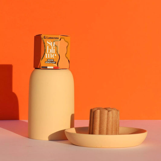 Natūralus kūno sviestas su auksiniais blizgučiais – maitina, suteikia švytėjimą ir lengvą įdegį, tinkamas veidui ir kūnui