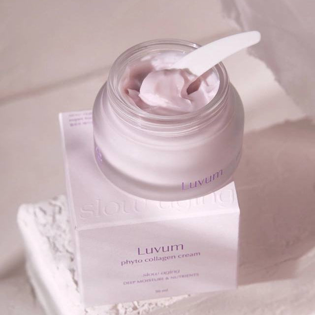 Luvum Slow Aging Phyto Collagen kremo tekstūra – maitinanti, stangrinanti formulė su skvalanu ir keramidu NP