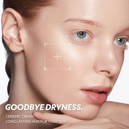 TIRTIR Ceramic Cream tekstūra – sodrus, greitai įsigeriantis veido kremas