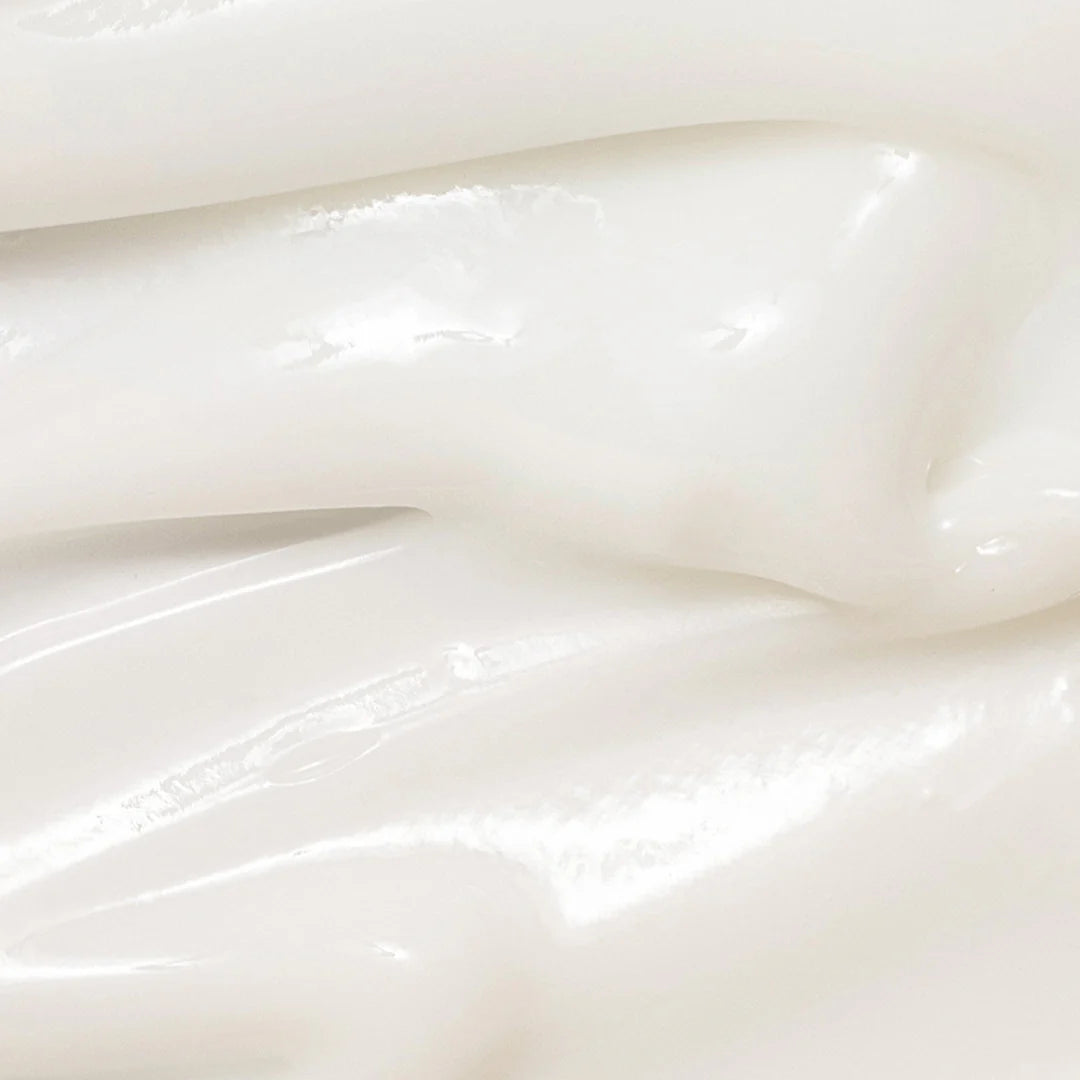 Beauty of Joseon Dynasty Cream tekstūra - sodrus, bet greitai įsigeriantis kremas sveikai odai