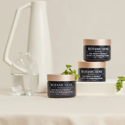 BOTANICSENS Ph.D. REGEN FORMULA kremas – veganiškas, greitai įsigeriantis kremas su Decanal ir Ionone, skatinantis kolageno ir hialurono gamybą.