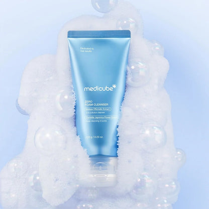 Medicube Zero Foam Cleanser – putojančio prausiklio pakuotė ir tekstūra