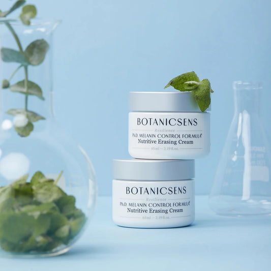 Botanicsens Ph.D. veido kremas pigmentacijai – natūralus, veganiškas kremas nuo tamsių dėmių ir netolygaus odos tono, 50 ml.
