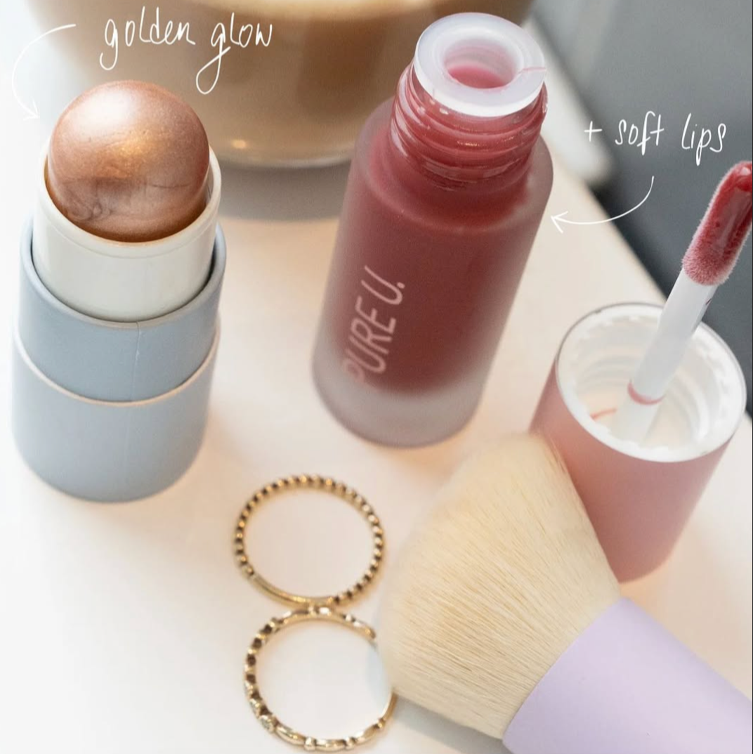 PURE U veganiškas kreminis highlighteris – natūralus švytėjimas, tinka jautriai odai, be kvapiklių, trys atspalviai: Champagne Dew, Baby Glow, Radiant Tan
