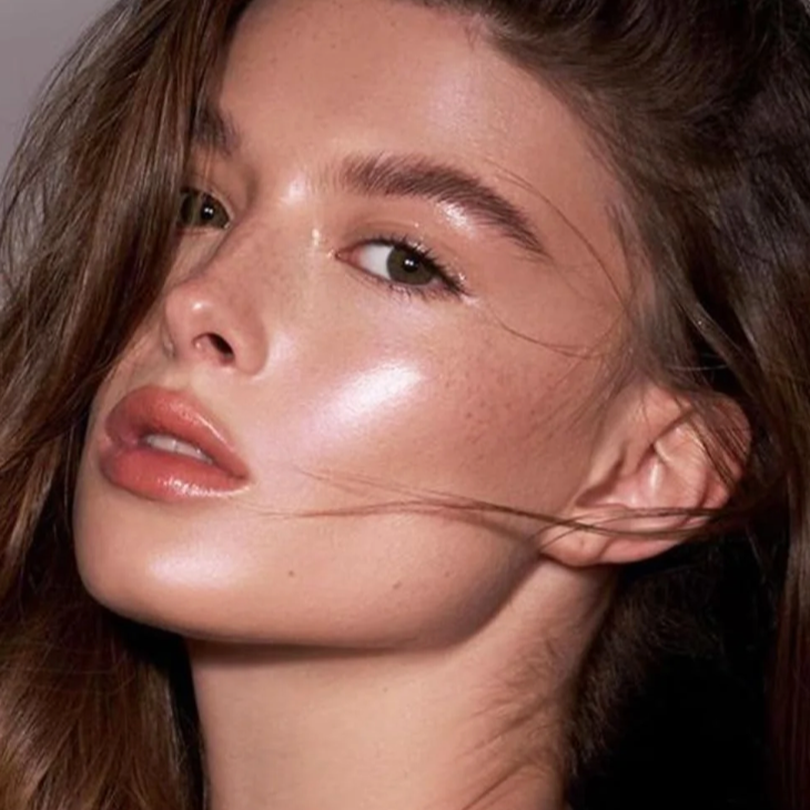 PURE U veganiškas kreminis highlighteris – natūralus švytėjimas, tinka jautriai odai, be kvapiklių, trys atspalviai: Champagne Dew, Baby Glow, Radiant Tan