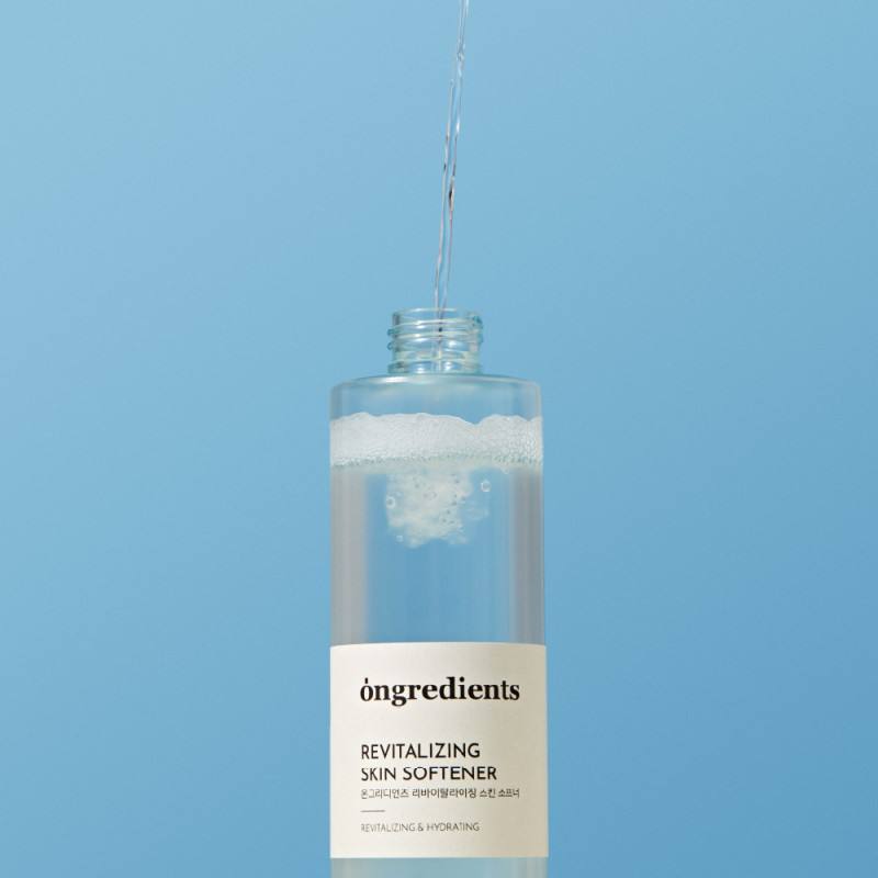 Ongredients tonikas – lengva, vandeninė tekstūra suteikia odai gaivumo ir drėkinimo pojūtį.