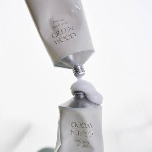 LUVUM Green Wood kvapnus rankų kremas 